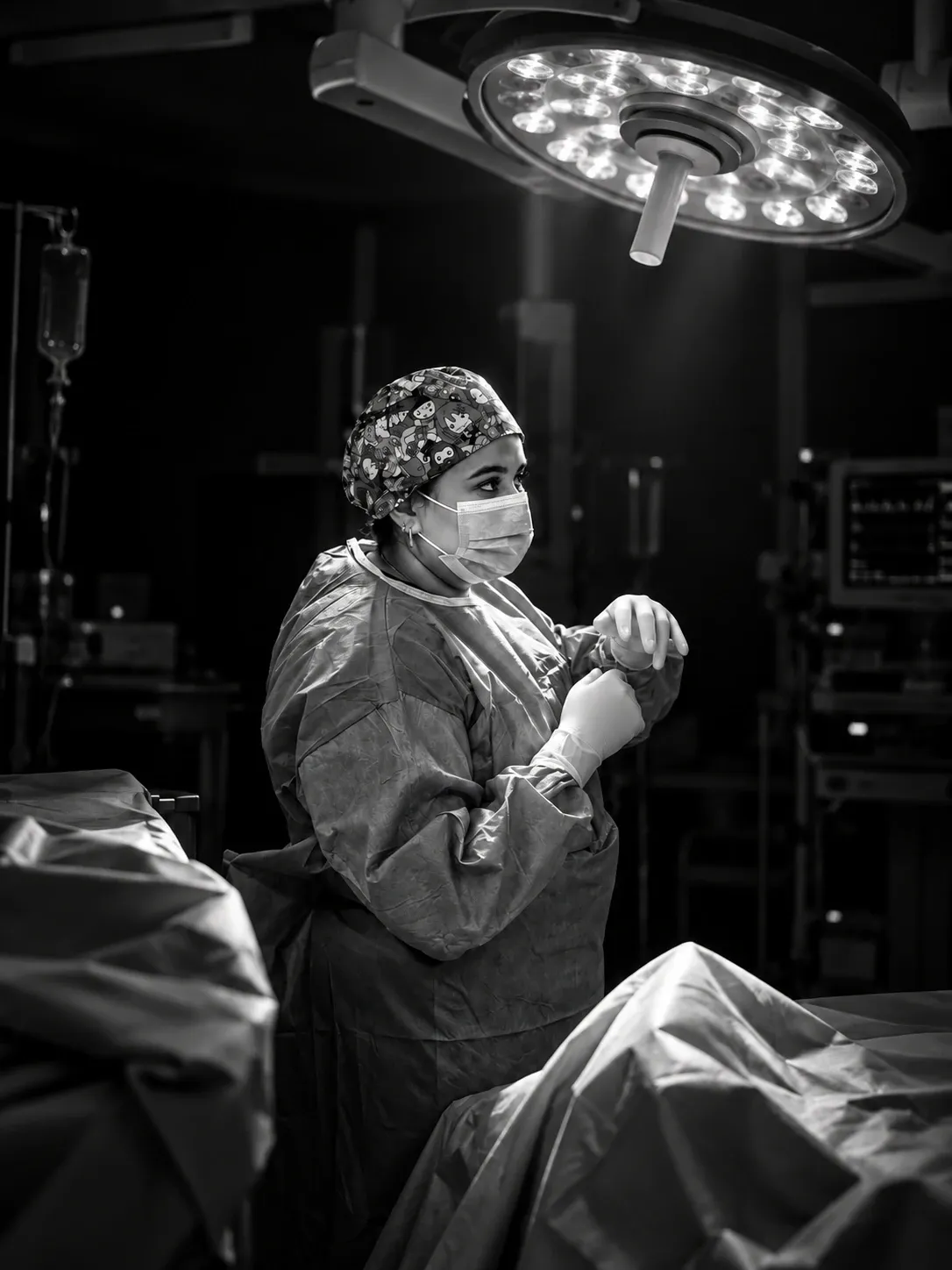 Dr Sara Rochd au bloc opératoire